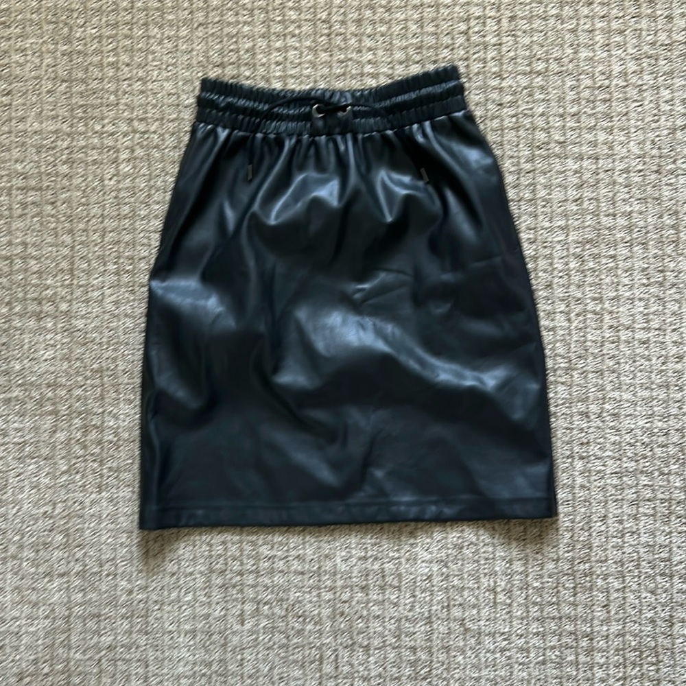 Women’s DownEast Faux Leather Skirt
